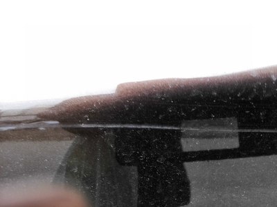 树枝挂伤车漆---这漆也太软了!